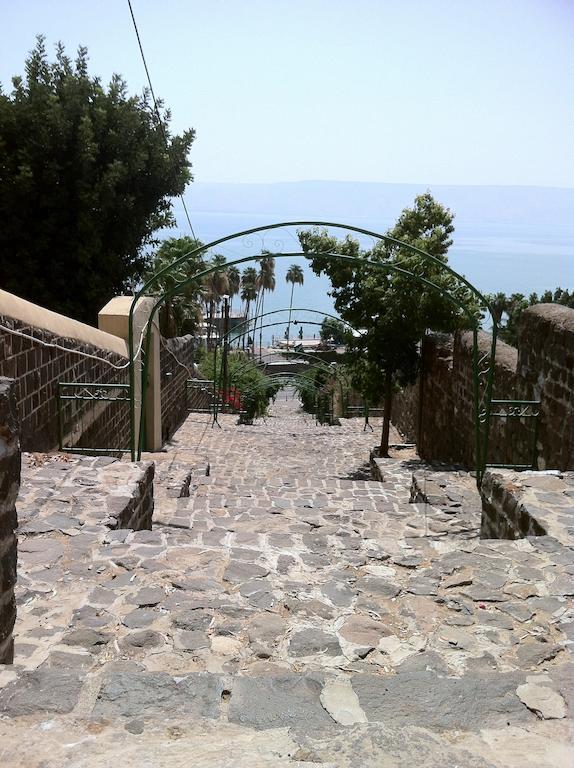 Apartment By The Lake Tiberias Room photo